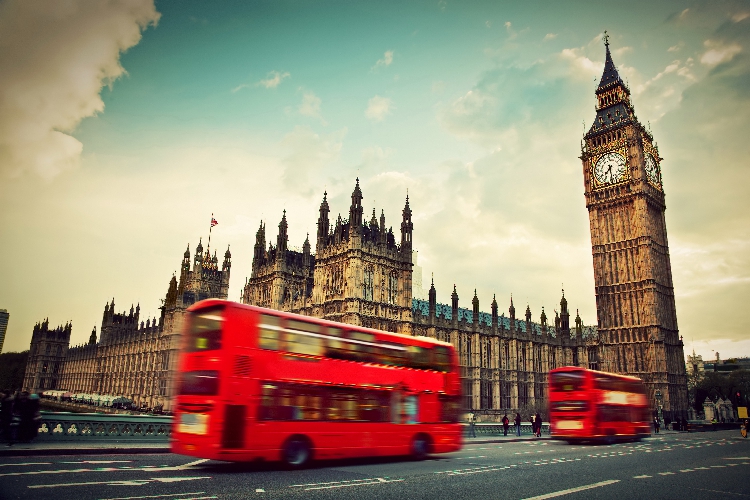 英国建筑风景画海报英国红色巴士邮筒塔桥大本钟怀旧复古装饰画47