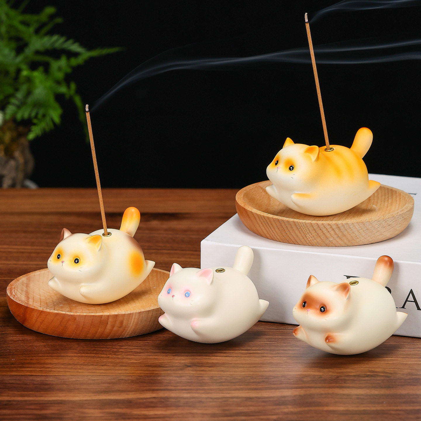 可爱猫咪香炉摆件家用室内茶桌装饰茶宠线香容器香托新款猫装饰品