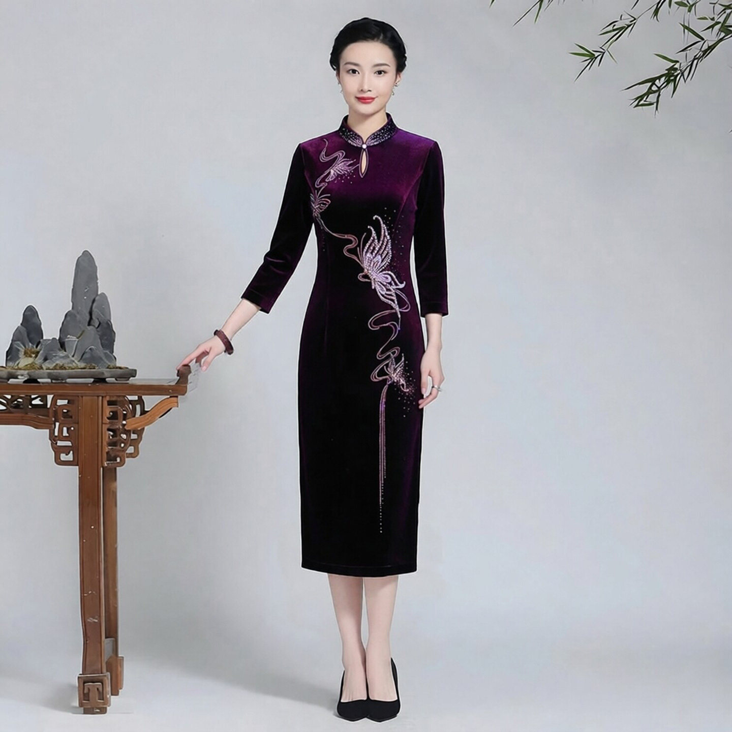 金丝绒旗袍中长款长袖小个子订婚婚宴妈妈装改良版连衣裙2026新款
