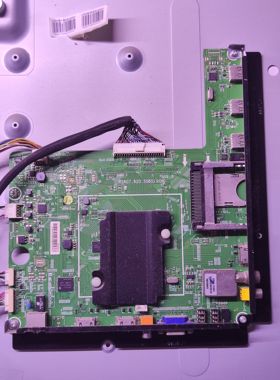 海信LED55K360X3D 主板RSAG7.820.5060配屏HE550HFD-B51 165333