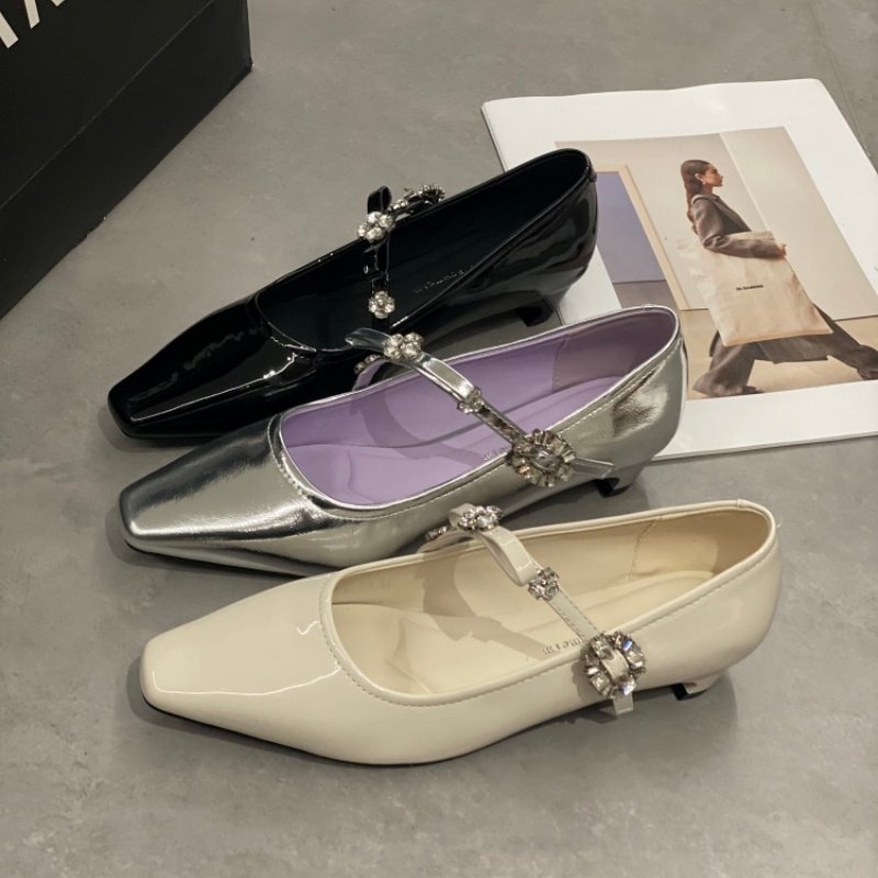 法式方头玛丽珍鞋女2026水钻低跟优雅粗跟搭扣女鞋气质配裙子单鞋,女鞋,时尚休闲鞋,淘宝优惠券,粉丝福利购,淘宝优惠卷