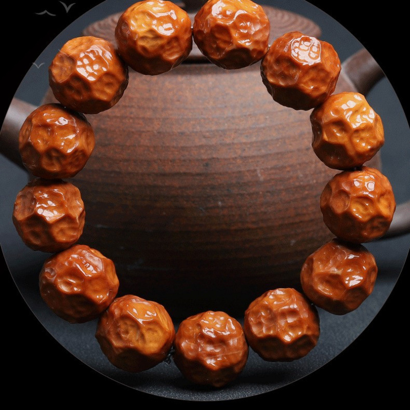 文玩稀有精品橄榄核手串无相陨石坑近实心料纯手工刻核文玩男女手