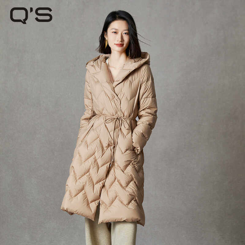 qs秸熙纯色通勤羽绒服