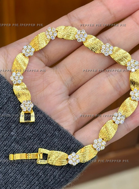 辣椒派 金色拉丝镶钻鸡蛋花缎带手链女 轻奢复古高级感表带链配饰