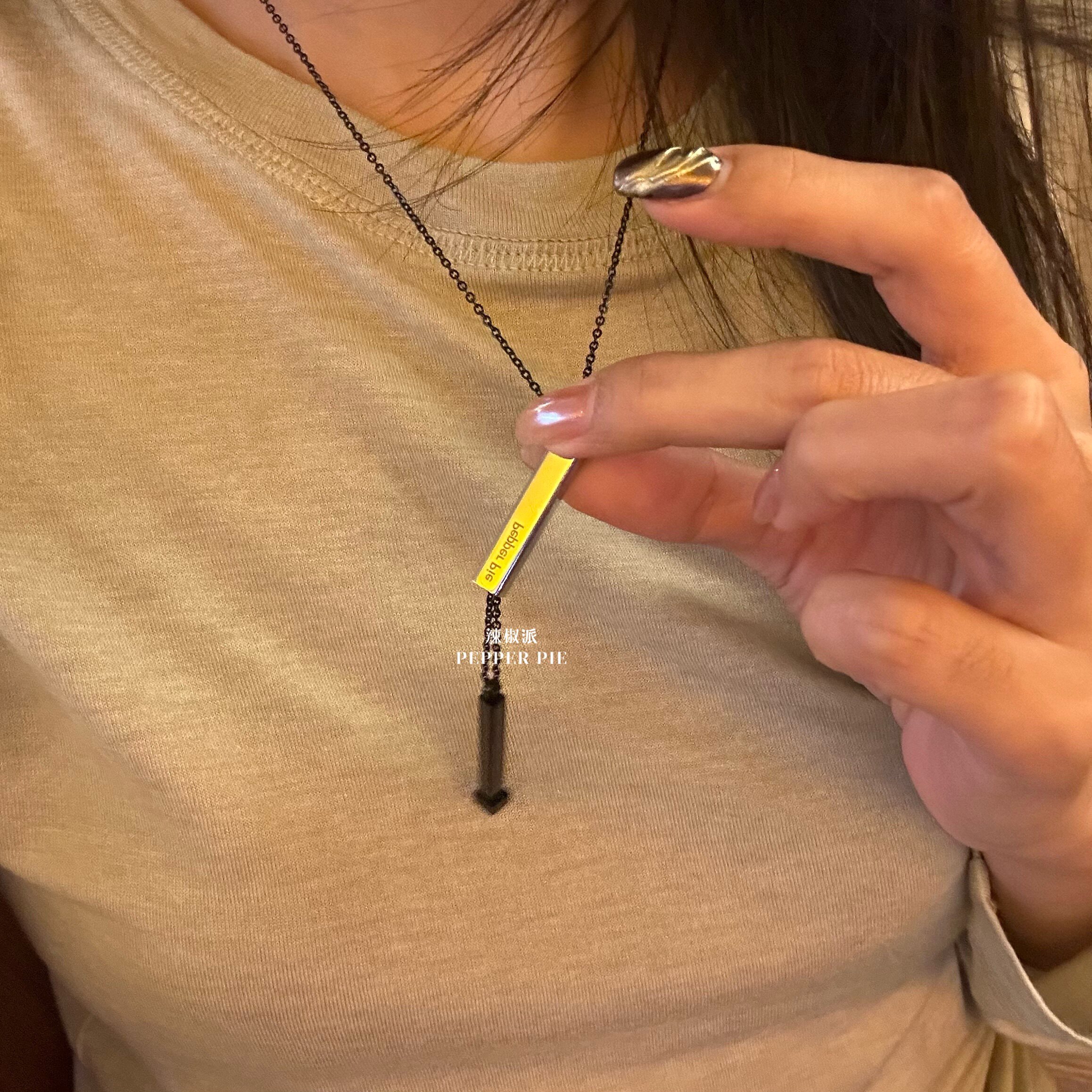 辣椒派性冷淡风中性卫衣原创抽拉盒毛衣链 情侣款银色ins枪黑