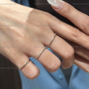 辣椒派 水洗原创独家精工极细碎钻戒指女钢镀玫瑰金叠戴小指尾戒