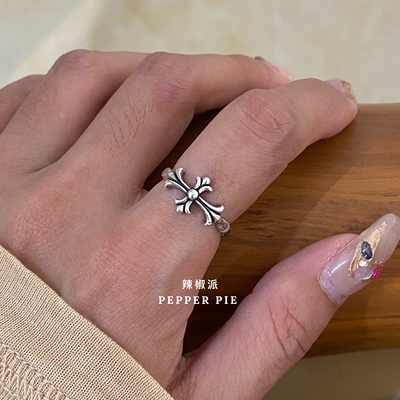 辣椒派新品不掉色 十字花细鸢尾纹克克戒指女 开口戒细戒鱼鳞