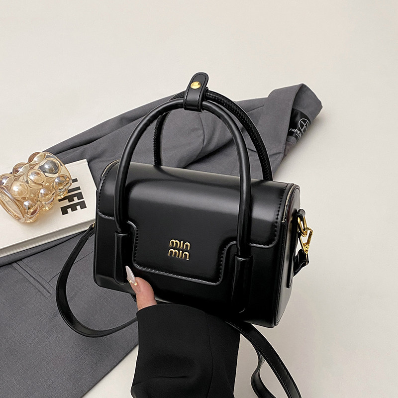 手提包手拎包包女式2025年秋季高级感流行时尚质感单肩斜挎小方包,箱包皮具/热销女包/男包,小方包,淘宝优惠券,粉丝福利购,淘宝优惠卷