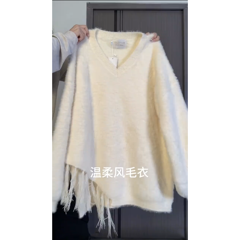 不规则V领流苏仿水貂毛衣女
