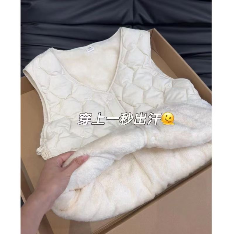 秋冬新款女士轻薄修身棉马甲内胆V领保暖短款背心菱格棉服内穿ins
