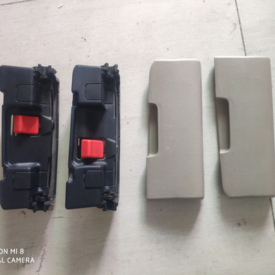 丰田霸道普拉多第三排座椅固定