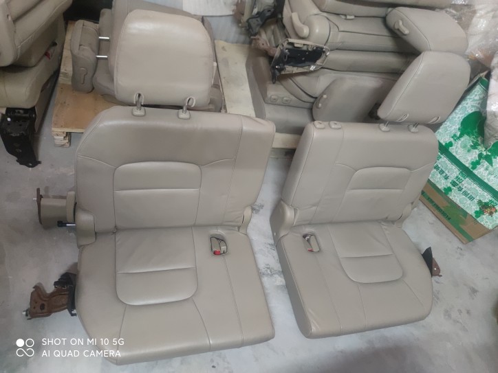 丰田兰德酷路泽5700陆地巡洋舰4700 LC200后排吊座吊椅第三排座椅