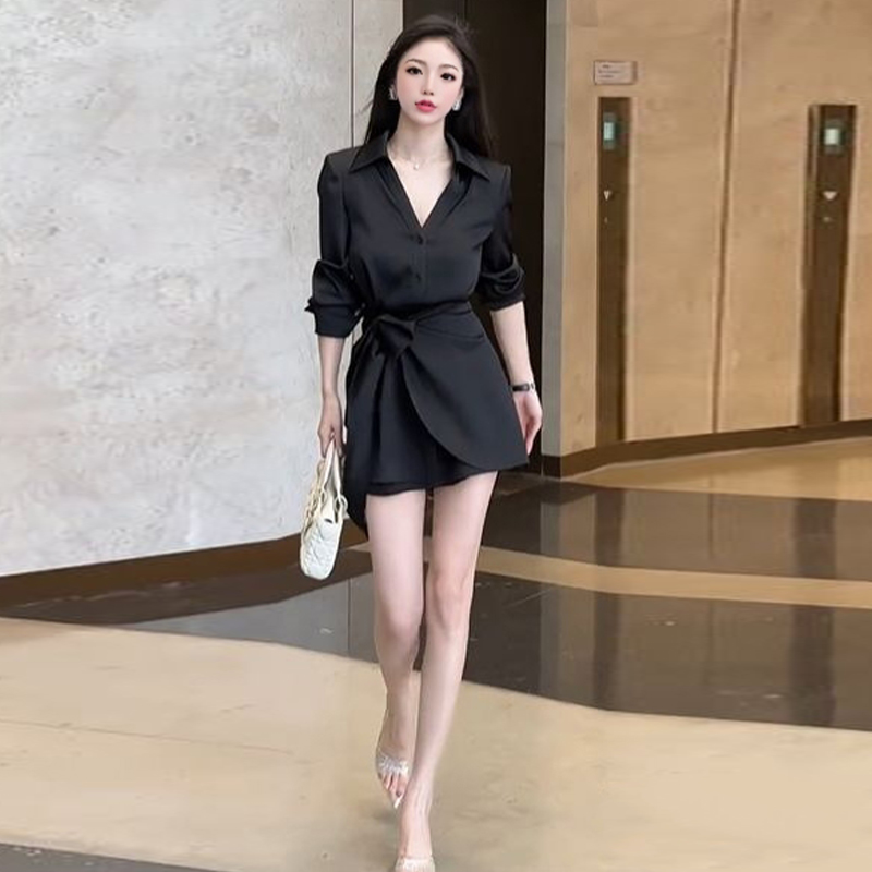 冷淡系独特别致裙子赫本风气质高级感黑色衬衫连衣裙短裤两件套装