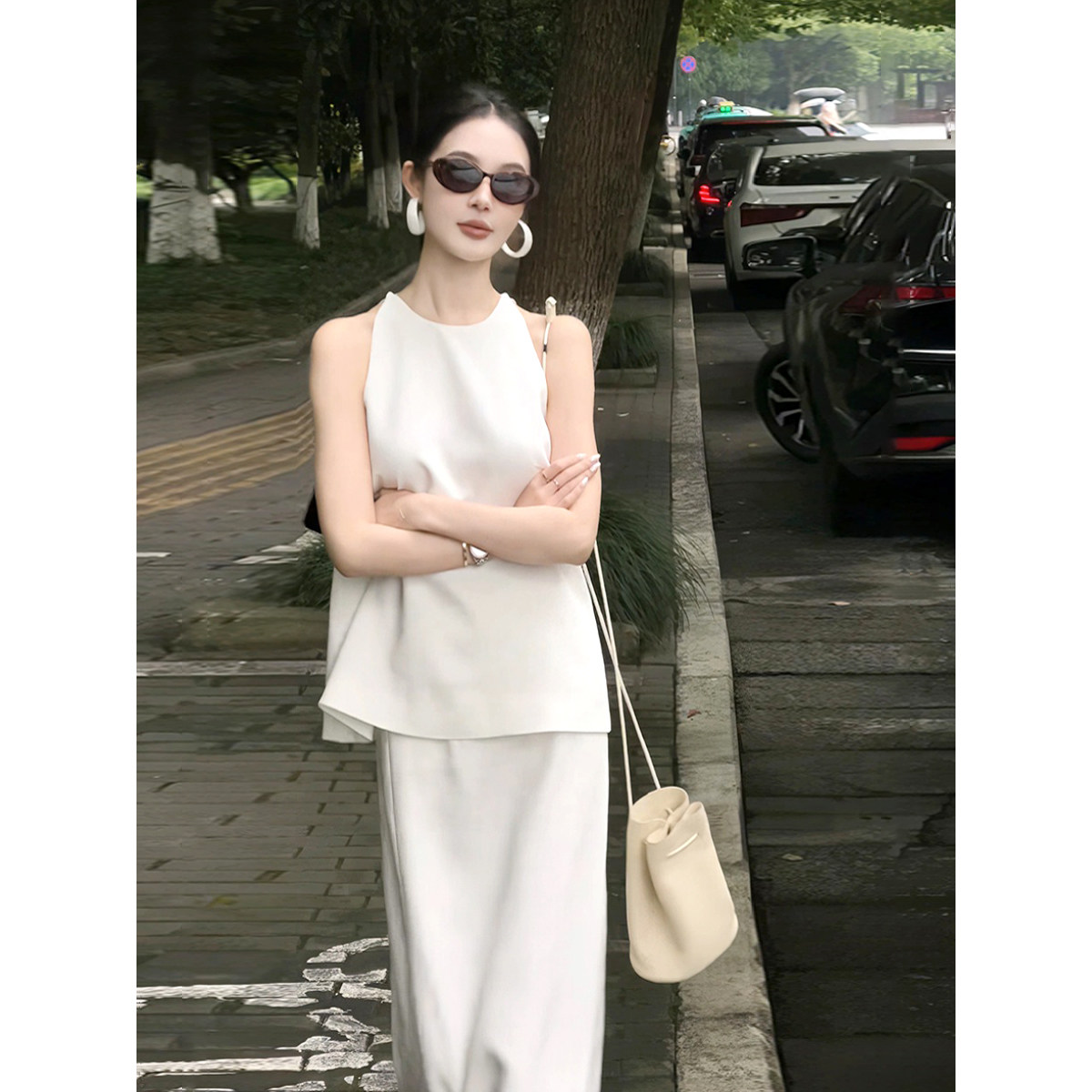 法式高级感气质无袖上衣女时尚套装夏季高腰显瘦半身裙两件套