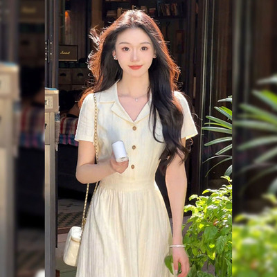 法式气质高级感短袖连衣裙女装2025夏季新款通勤显瘦绝美收腰长裙