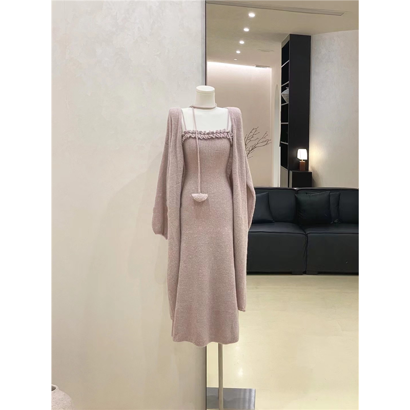 一一轻奢 高级感秋穿搭粉色连衣裙针织套装24新款女时尚洋气时髦