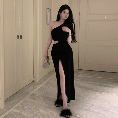 纯欲性感露背黑色抹胸连衣裙女夏季气质收腰甜辣妹中长款开叉裙子