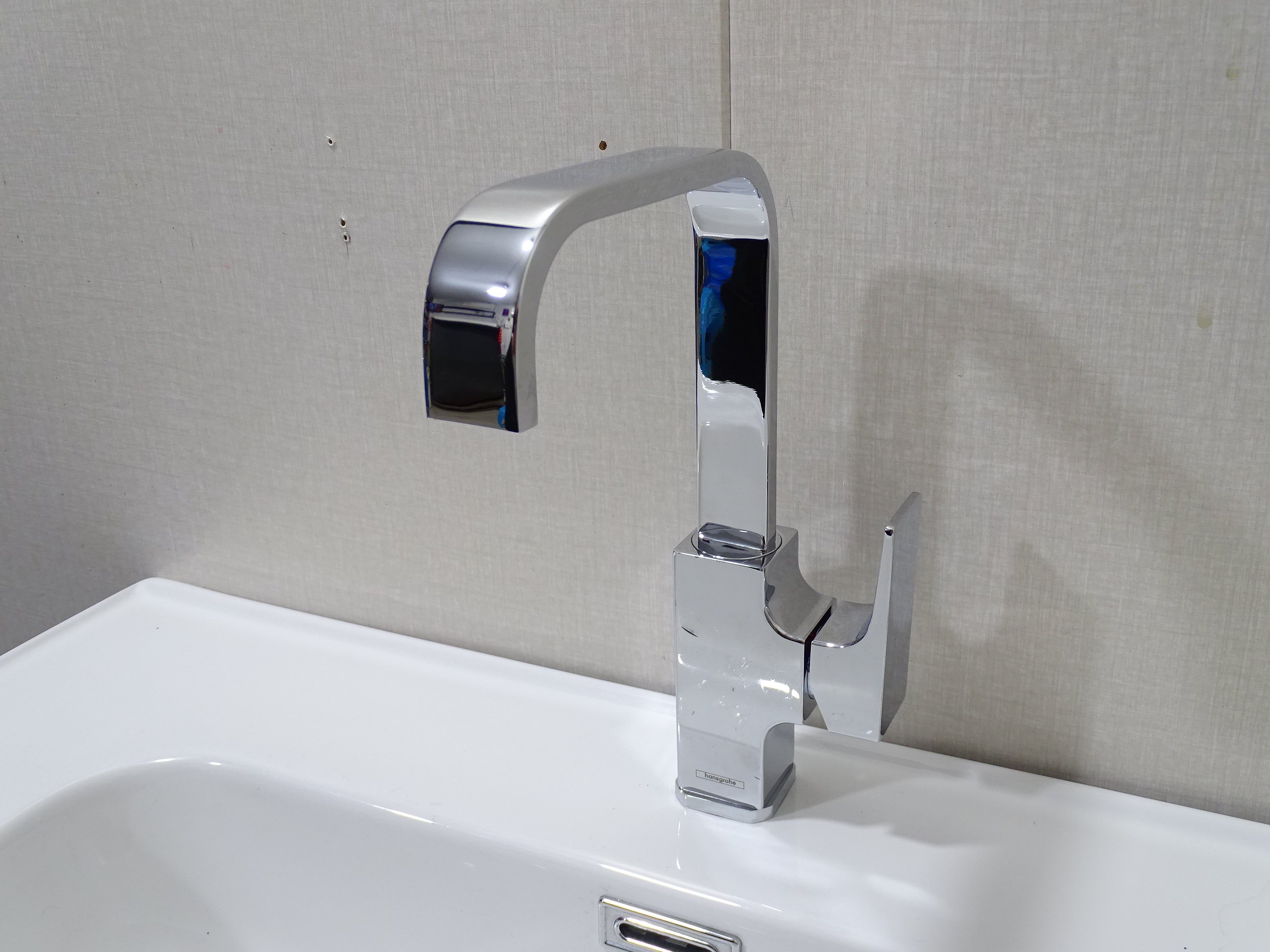 德国进口 未使用 有划痕 磕碰 面盆 冷热水龙头