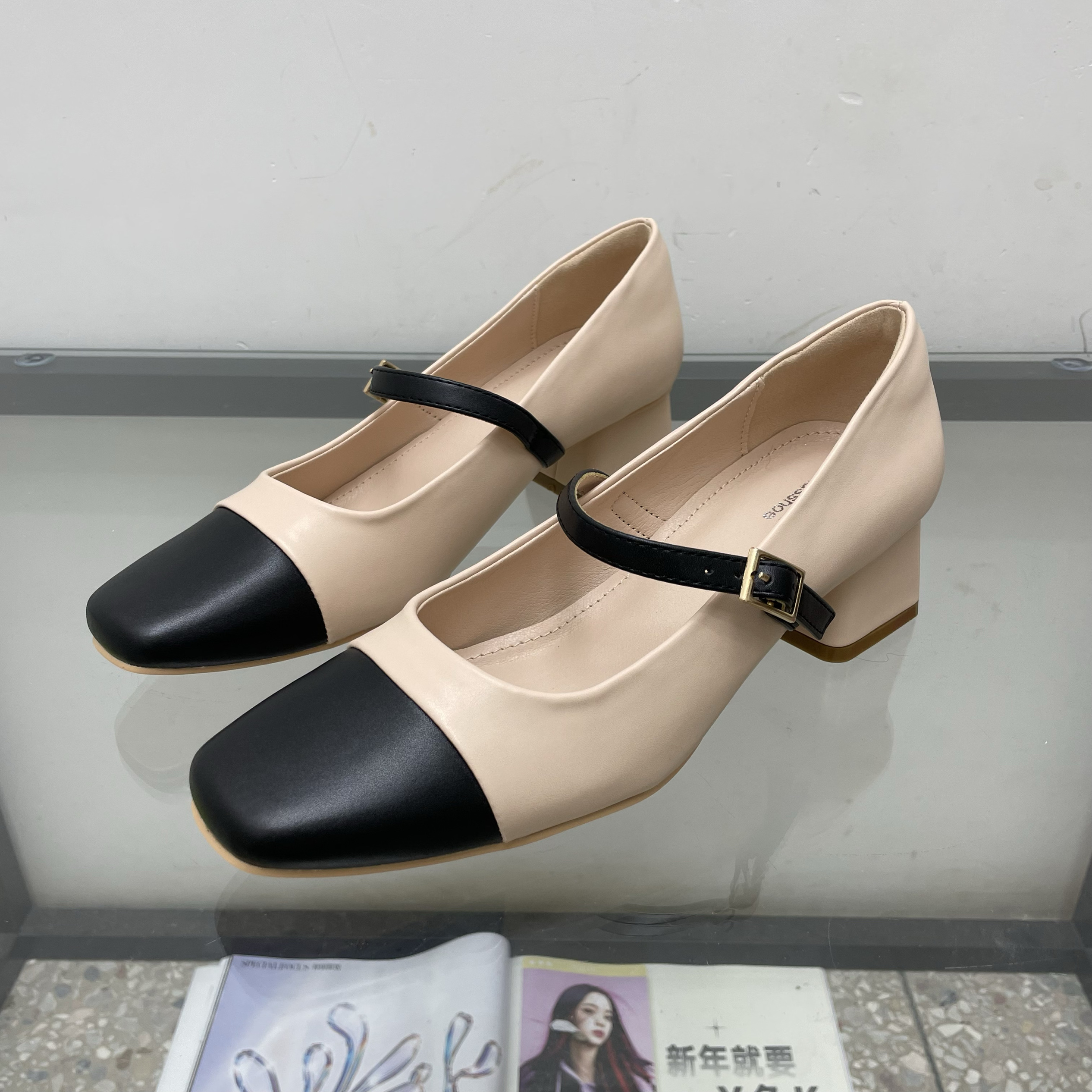 工厂店春季新款特价小香风女鞋低跟时尚浅口搭扣软底女单鞋玛丽珍