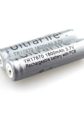 UltraFire TR17670 1800mAh 3.7V 带保护板可充电锂电池