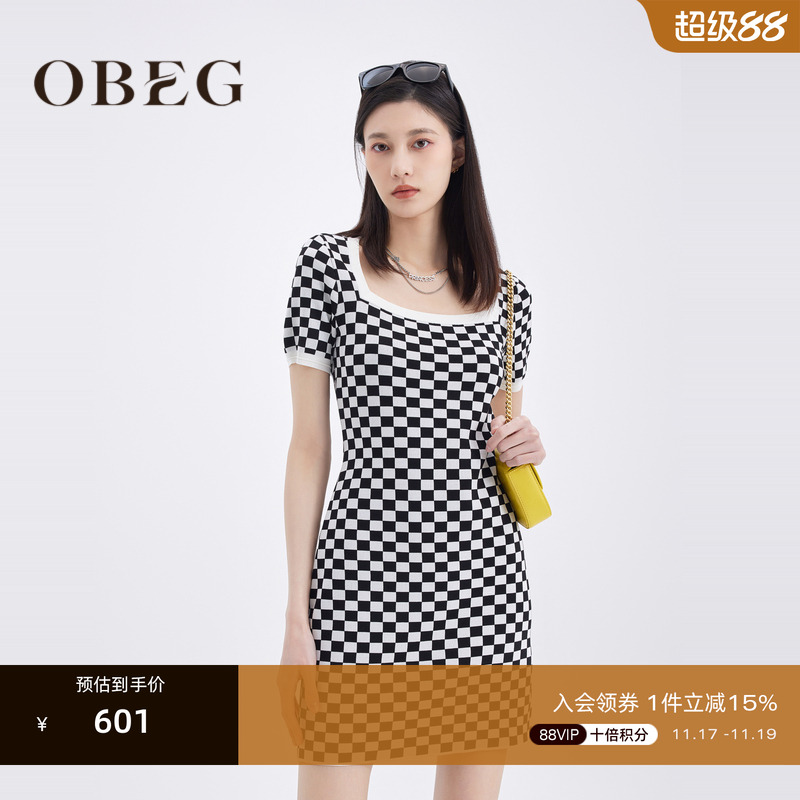 欧碧倩针织通勤风OBEG连衣裙