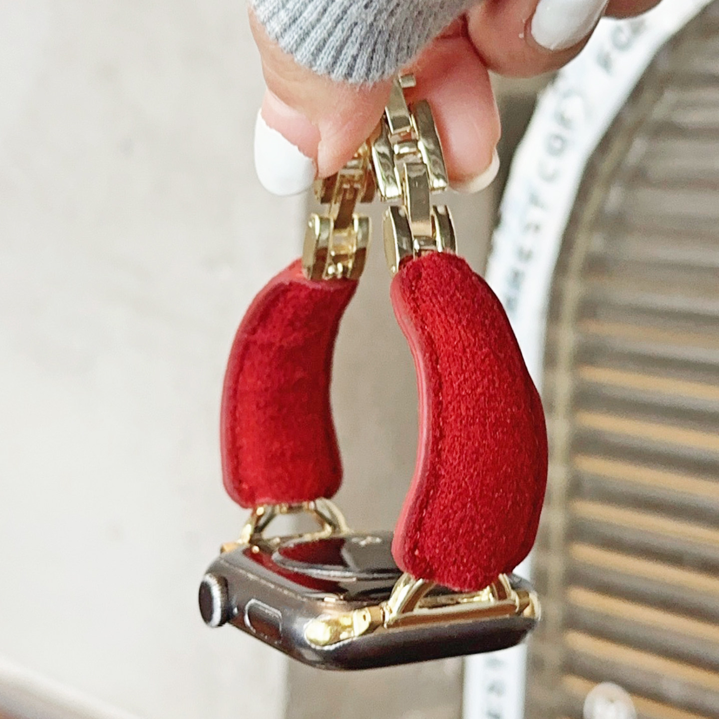 毛呢皮质新年金属手镯iwatch表带s11适用applewatch苹果se手表s10