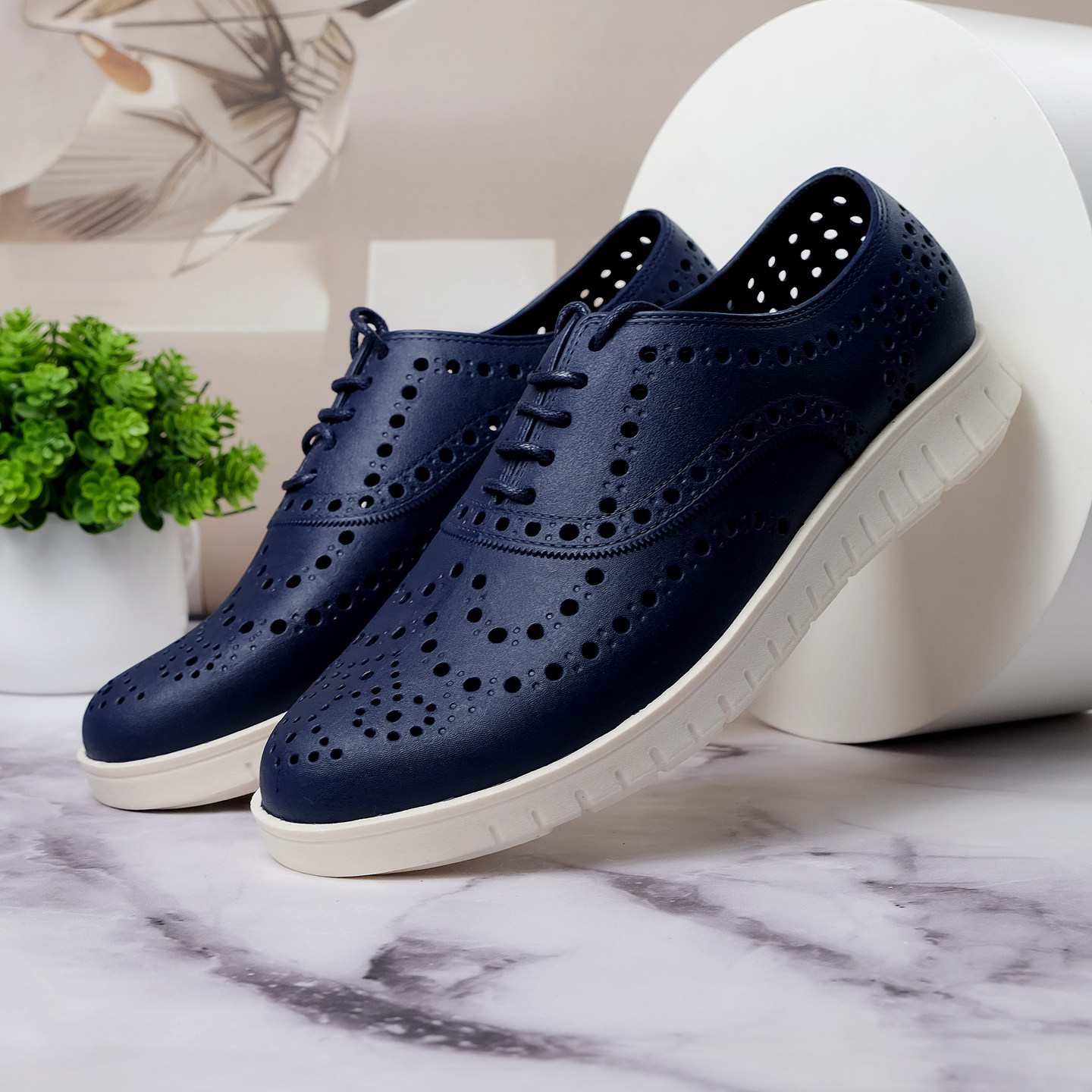 商务风休闲进口乳胶男防水不磨脚防臭透气绑带洞洞鞋包跟越南凉鞋