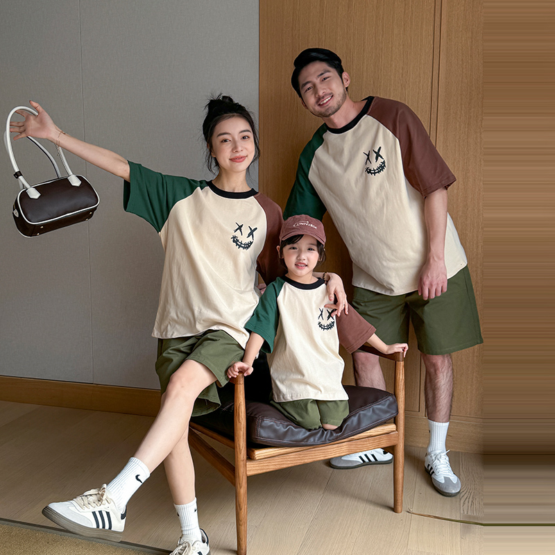 炸街亲子装夏季一家四口