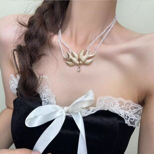 26年春季新款锤纹飞鸟和平鸽项链女欧美小众珍珠水晶链飞燕锁骨链