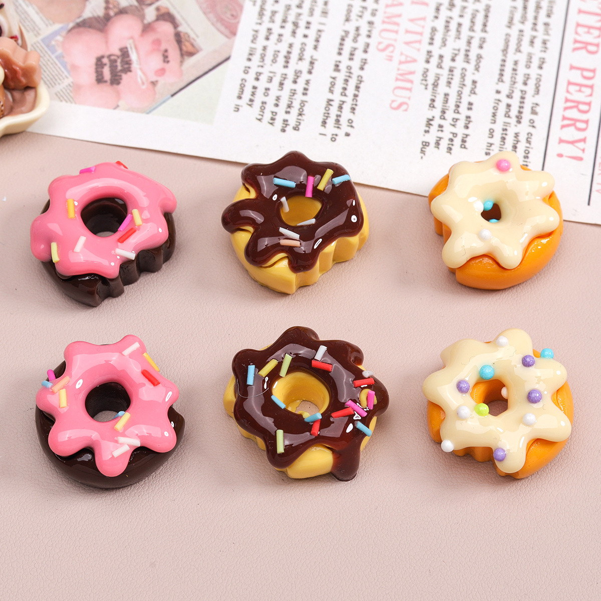 卡通diy树脂配件饰品三色甜甜圈奶油胶发夹手机壳鞋扣钥匙扣吊坠