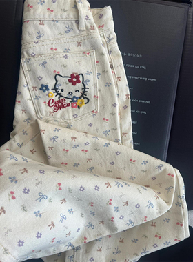 白色KT猫刺绣休闲牛仔裤女2025春季新款复古甜美显瘦碎花直筒长裤