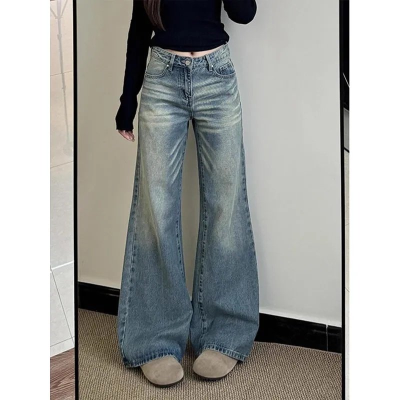 美式复古低腰微喇叭裤女2025夏季新款垂感修身显瘦百搭水洗牛仔裤