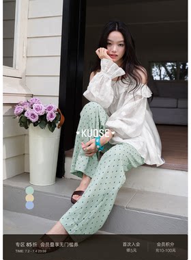 浅蓝色格子刺绣微喇长裤女