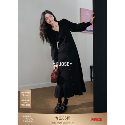 黑色v领收腰连衣裙长袖内搭裙