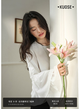 阔色白色荷叶边长袖t恤2026春季叠穿搭配新款女设计感上衣气质秋