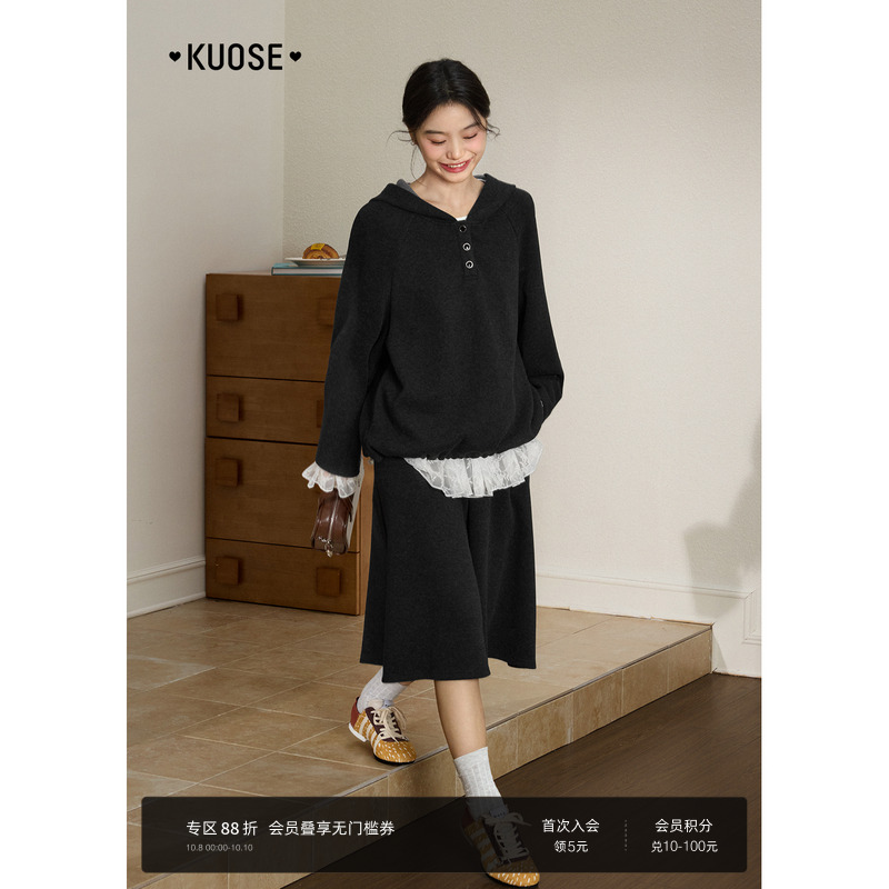 阔色黑灰色连帽卫衣短休闲裤两件套装2025秋季新款女中裤长袖上衣