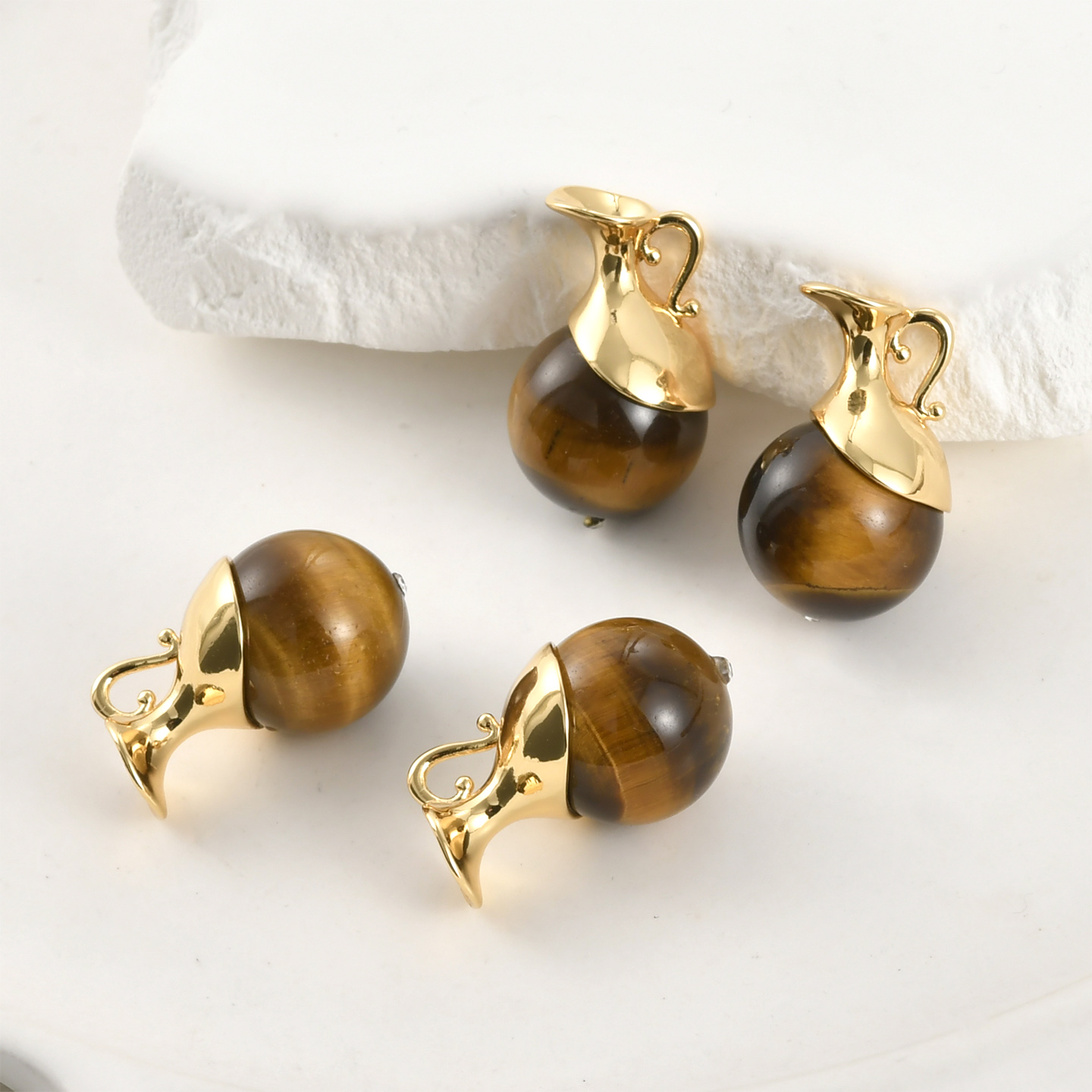 18k包金虎眼石复古酒壶酒杯吊坠