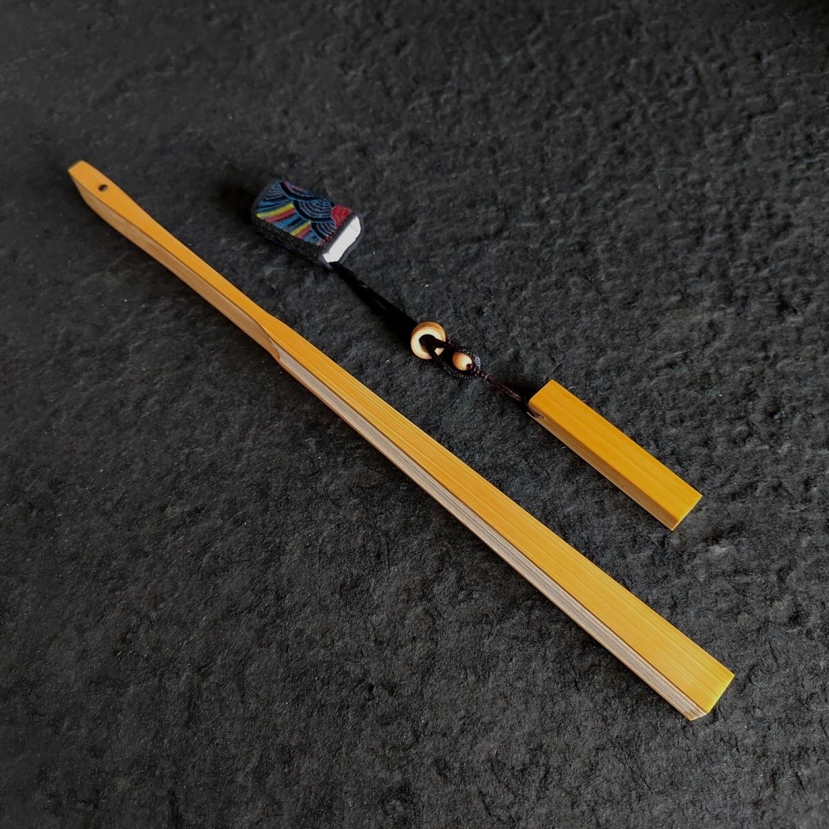 玉竹秋扇精工古方头文玩折扇9.5寸20方1.5口张鸿运制竹师傅品牌