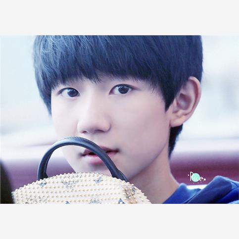 TFBOYS少年组合海报装饰画牛皮纸相框相片纸有框画挂画相框壁墙画图片