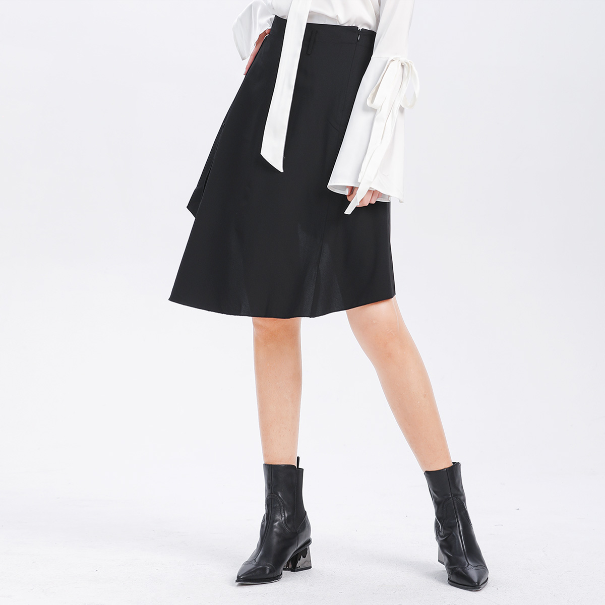 Lapargay2025不规则下摆短半裙