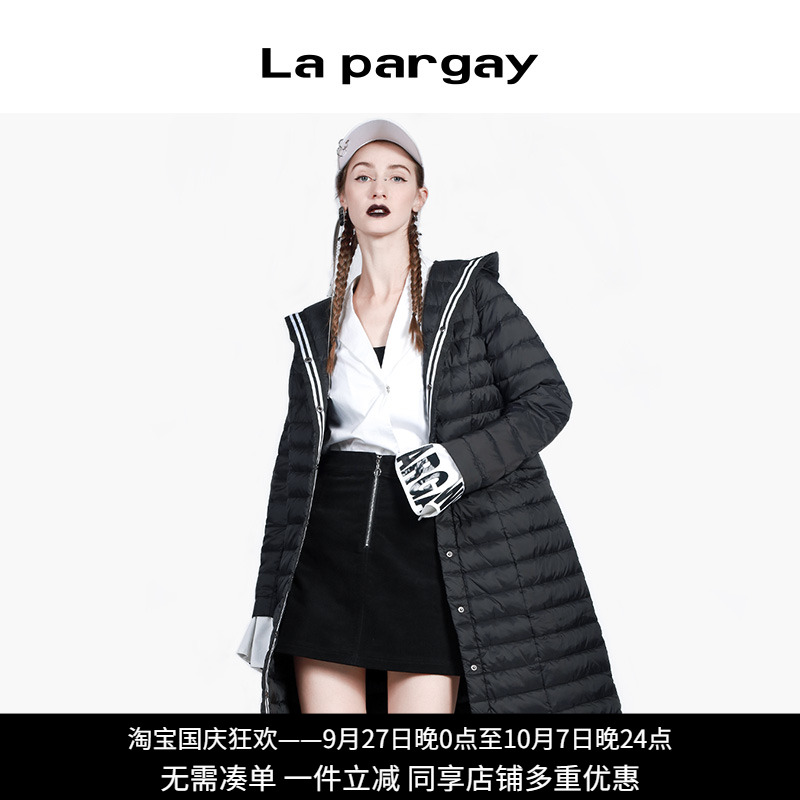 黑色连帽连帽羽绒服Lapargay