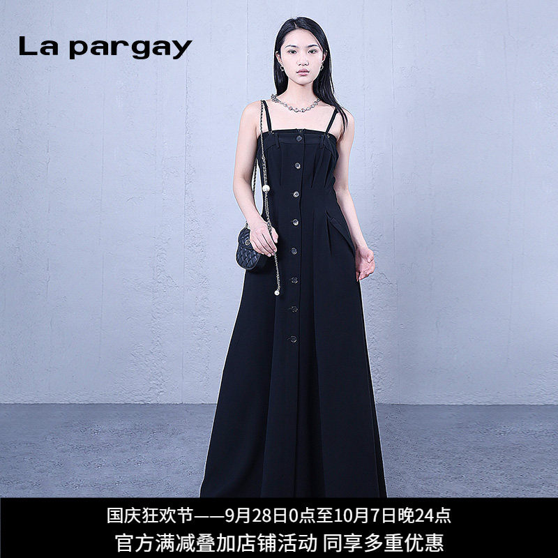 纳帕佳法式黑色吊带收腰连衣裙