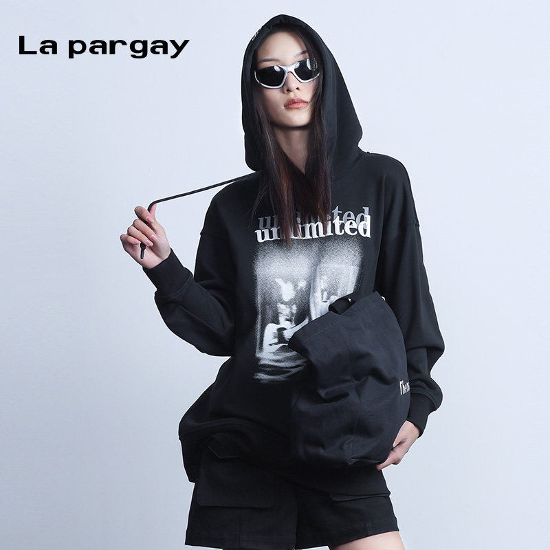 La pargay纳帕佳美式风个性印花连帽卫衣女宽松设计感黑色套头衫