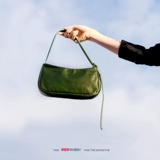 Небольшая дизайнерская сумка подмышку, сумка на одно плечо, коллекция 2021