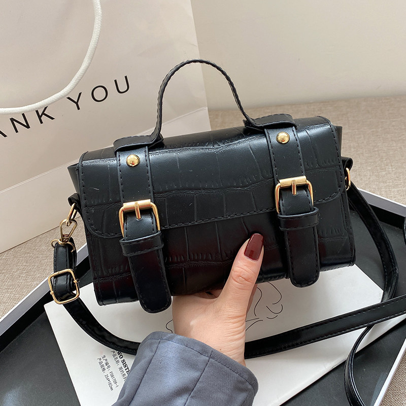 秋季小包包女包2020流行新款潮时尚网红斜挎包质感波士顿手提包