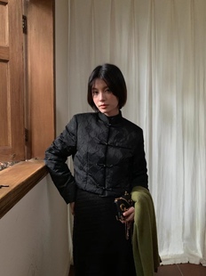 国风黑色暗花缎中式微收腰高端羽绒服外套女欧洲站设计师原创新款
