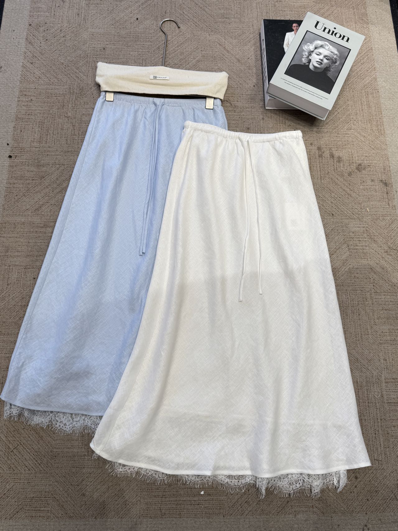夏日神裙!分外显瘦 亚麻睫毛蕾丝花边舒服松紧腰极简A字摆半身裙
