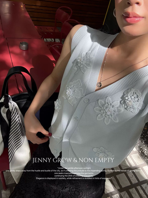 “弥夏”重工立体贴花轻透灵动优雅香风百搭法式复古无袖开衫上衣