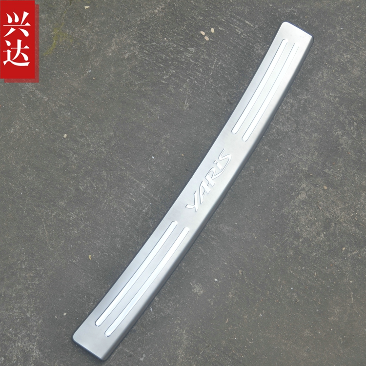 适用于2008-11款丰田雅力士不锈钢后保险杠踏板 YARIS外置后护板