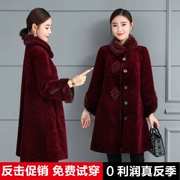 Fur coat nữ phần dài chống mùa đặc biệt cung cấp 2018 mùa đông mới cừu cắt coat nữ fox fur collar trùm đầu áo dạ lông thỏ